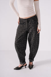 The Hippie Denim - Black