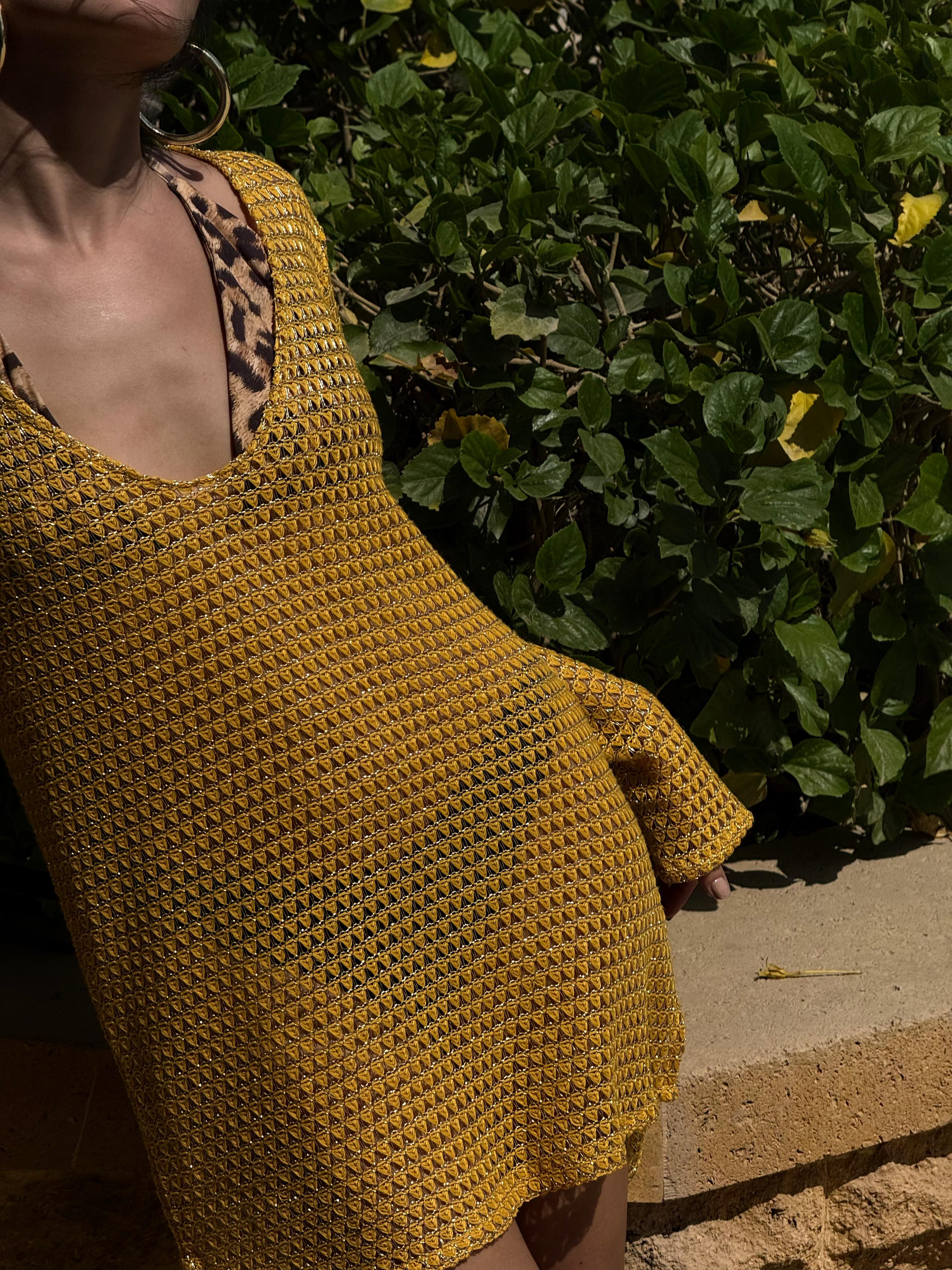 Honeycomb Coverup