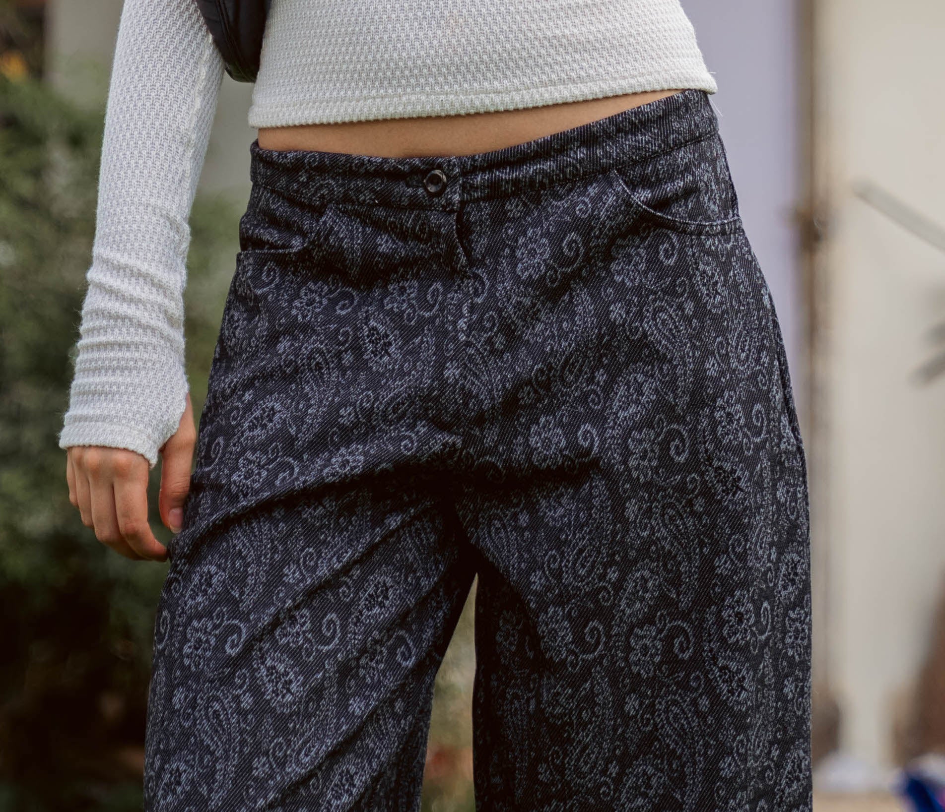 The Hippie Denim - Black