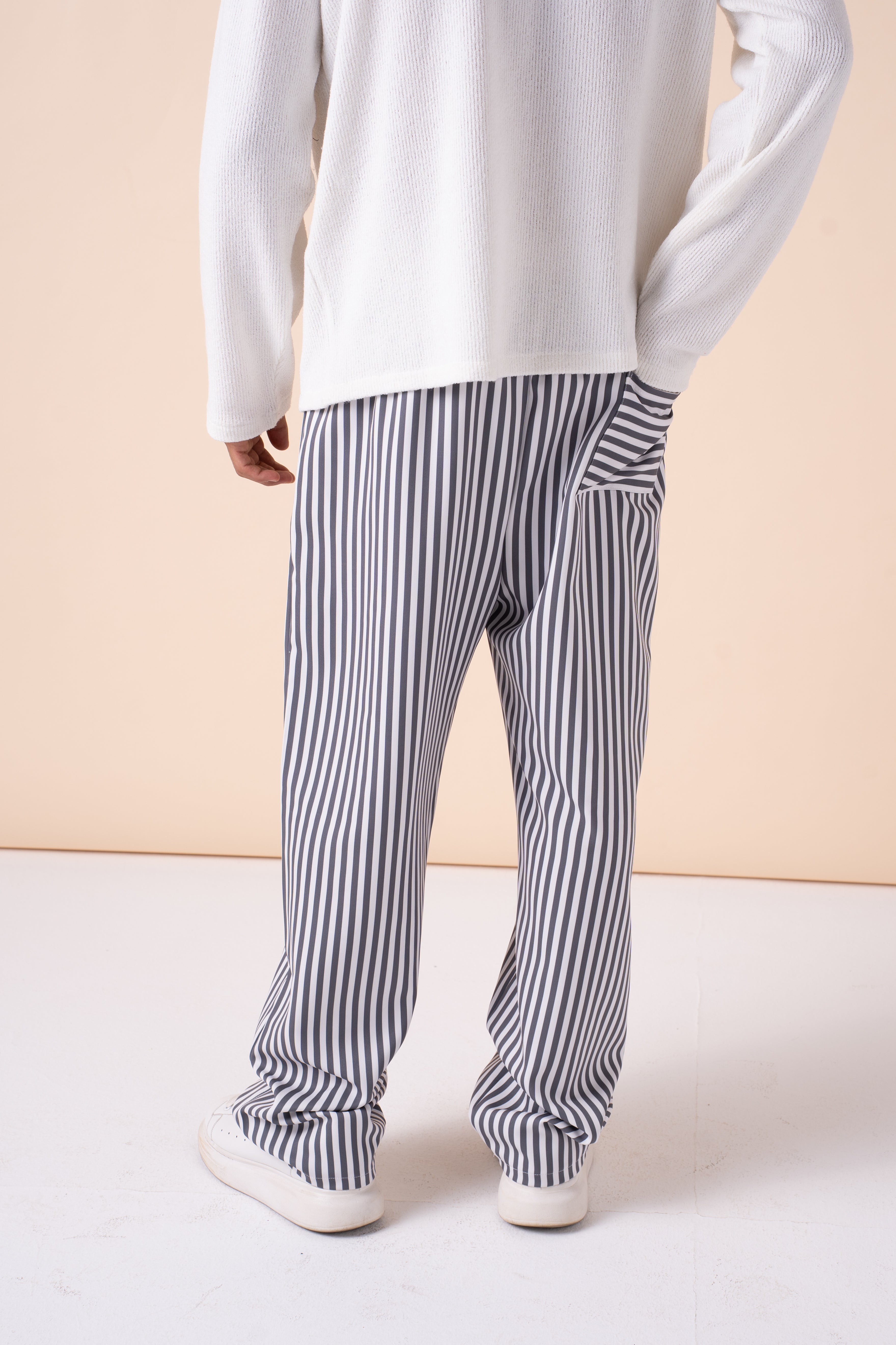 Linear Fit Pants
