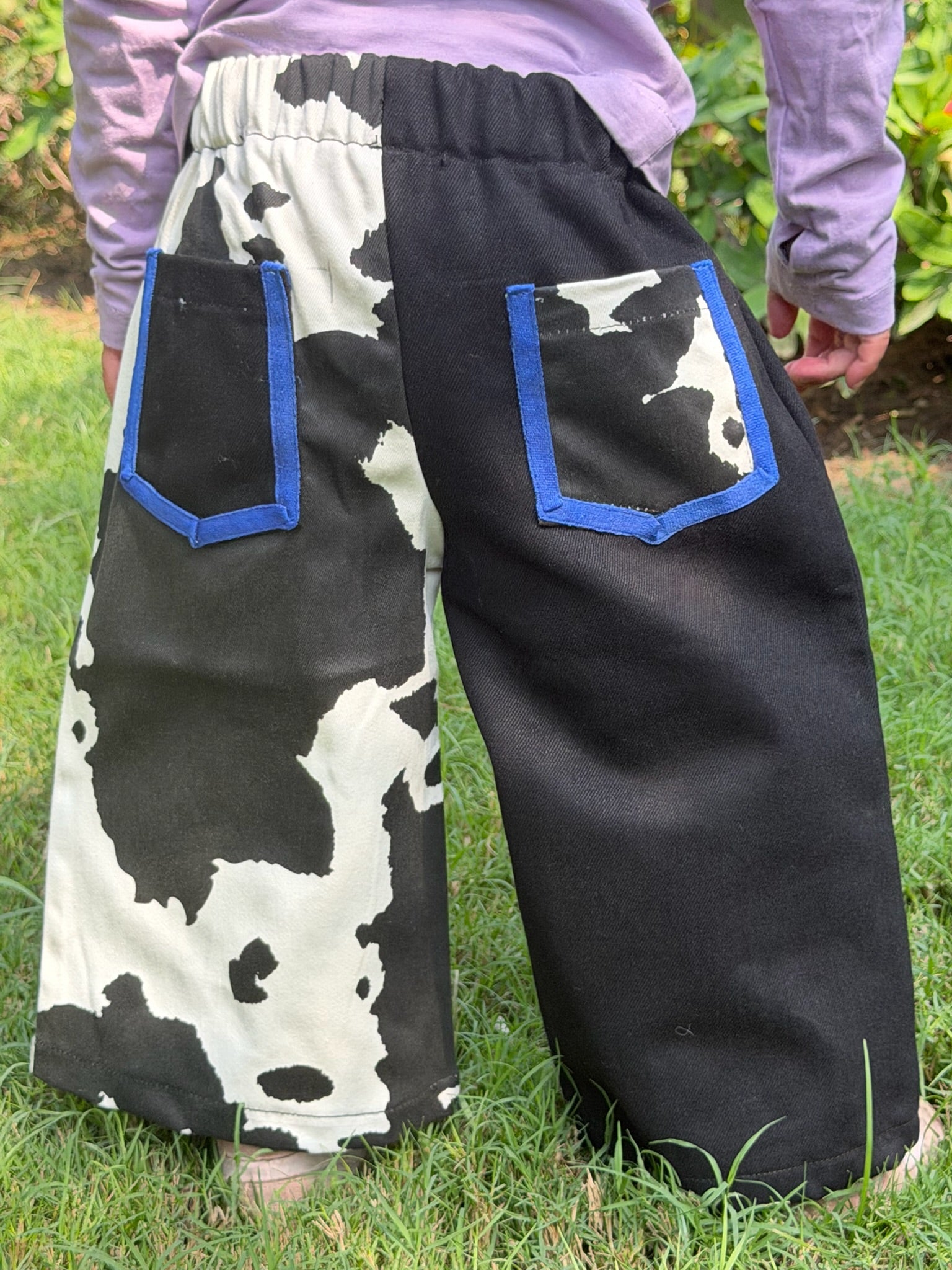 Kids One leg Cow