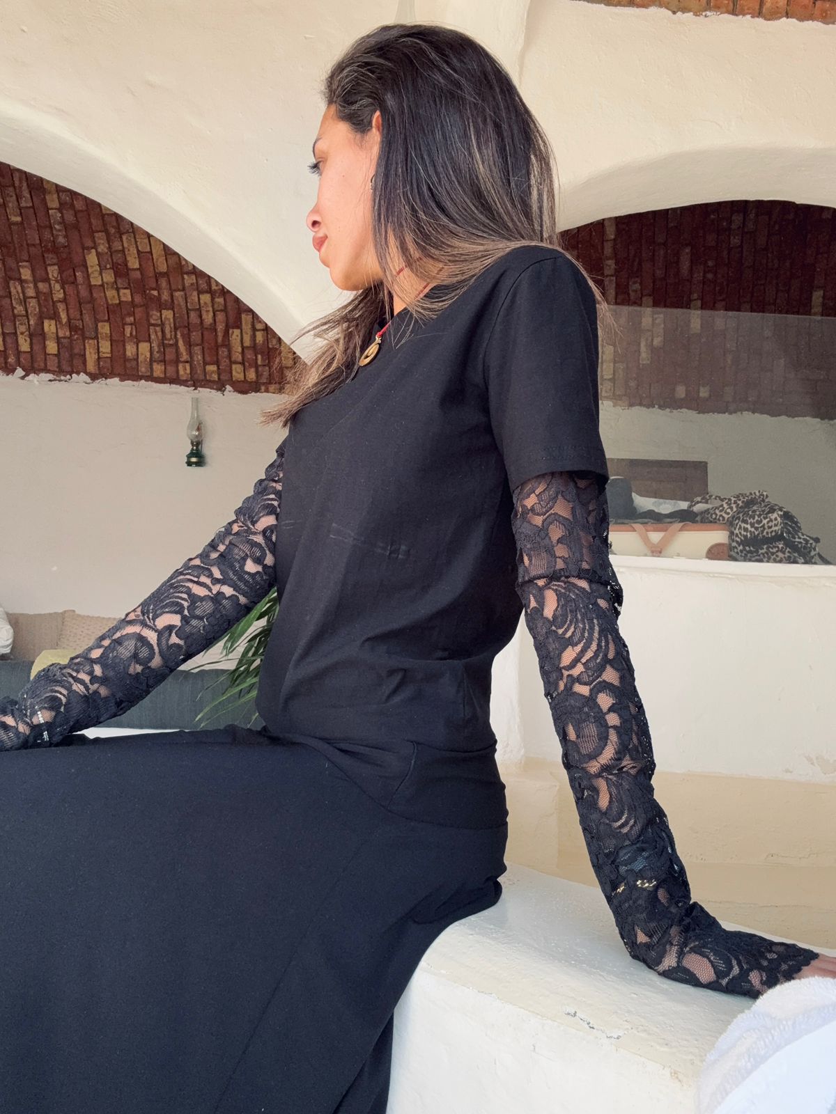 The Daylight Lace Sleeve Tee